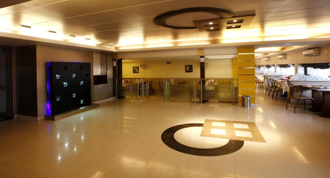 Shivoy Hotel Gorakhpur Exterior photo